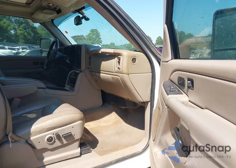 2005 GMC Sierra 2500Hd Slt from USA, damaged, VIN 1GTHK232X5F884023